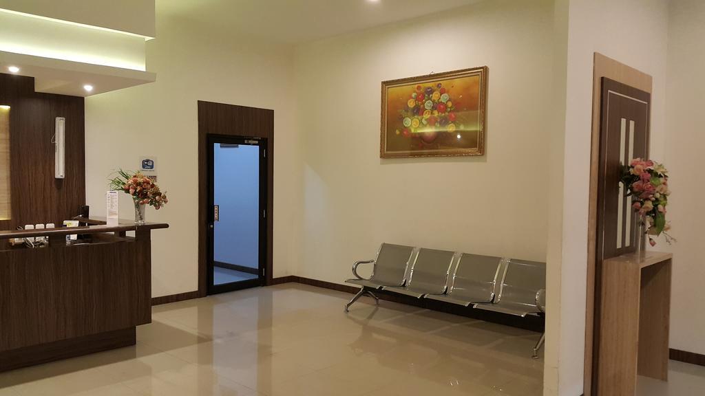 Focus Hotel Джакарта Экстерьер фото